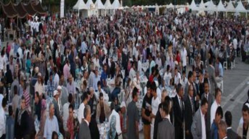 Beyşehir'de Iftar Coşkusu