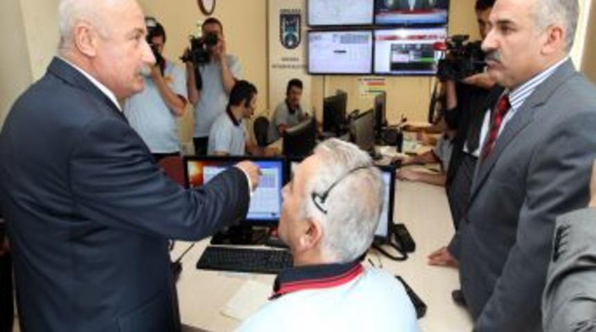 Vali Y&uuml;ksel&rsquo;den Itfaiyeye Başsağlığı Ziyareti