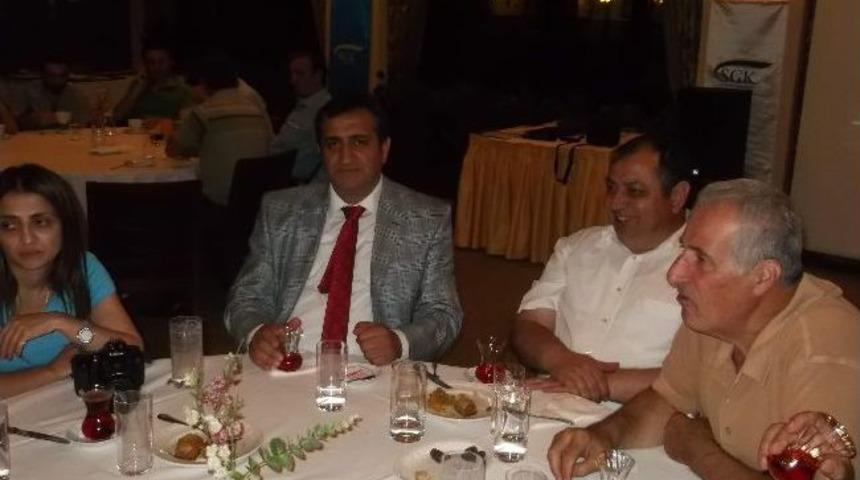 Trabzon Sosyal G&uuml;venlik İl M&uuml;d&uuml;r&uuml; Bulut Basınla İftar Yemeğinde Biraraya Geldi