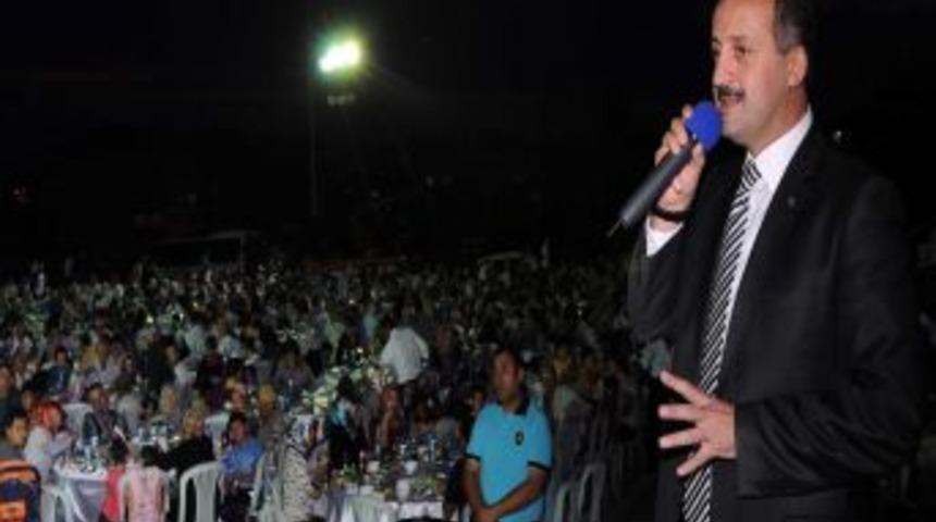 Başkan Akg&uuml;l Iftarda M&uuml;jde Verdi