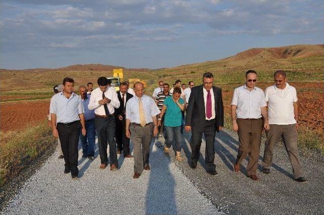 Vali Kolat Sulakyurt İlçesinde Yol Yapım Çalışmalarını İnceledi