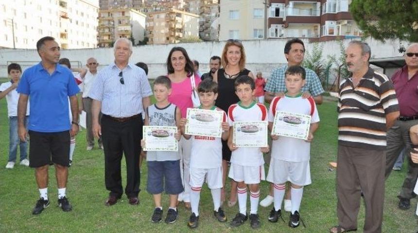 Mudanyaspor Yaz Spor Okulu İlk Mezunlarını Verdi