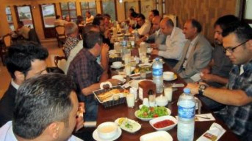 Türkav Sivas Şube Başkanlığı İftar Programı Düzenledi