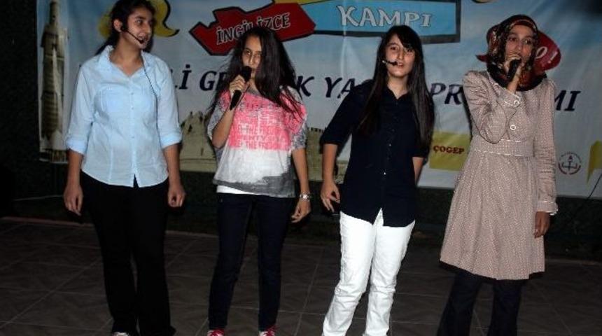 Diyarbakır Valisi Kıra&ccedil; Dezavantajlı Gen&ccedil;lerle Biraraya Geldi