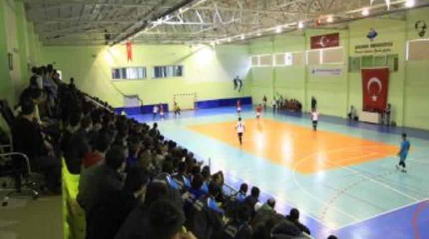 Aksaray &Uuml;niversitesi B&uuml;y&uuml;yor, Bilimsel Ve K&uuml;lt&uuml;rel Etkinlikler Artıyor