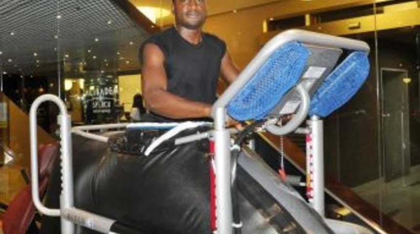 Beşiktaş'lı Eneramo'nun Fizik Tedavisi S&uuml;r&uuml;yor