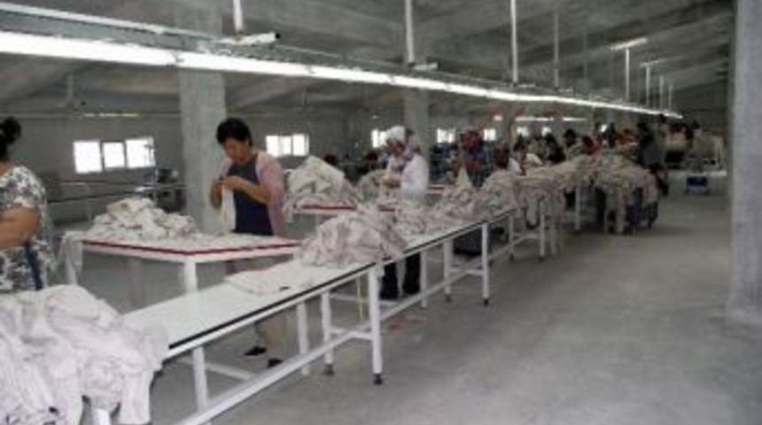 Tekstil Fabrikasında İş&ccedil;i Başvuruları Devam Ediyor