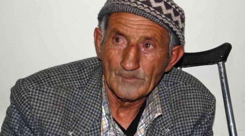 Dilencinin Kısa G&uuml;n Kazancı Bin 853 Tl&rsquo;ye El Konuldu