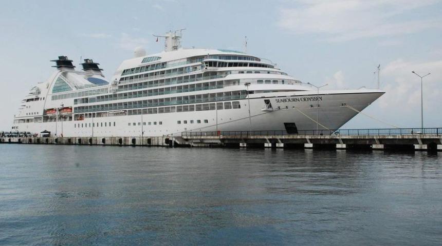 Seabourn Odyssey Turist Gemisi Sinop'ta