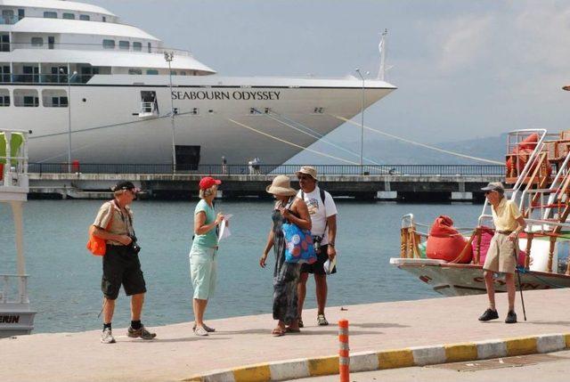 Seabourn Odyssey Turist Gemisi Sinop'ta