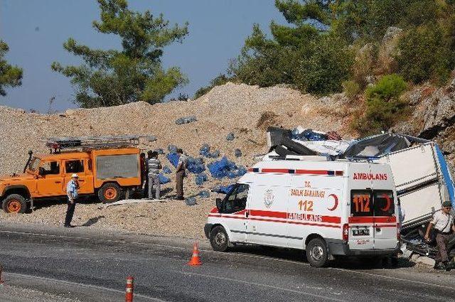 Freni Patlayan Tır’ın Sürücüsü Öldü