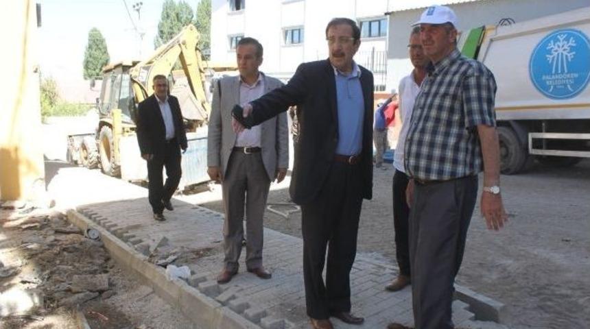 Paland&ouml;ken Belediyesi Asfalt &Ccedil;alışmalarına Hız Verdi