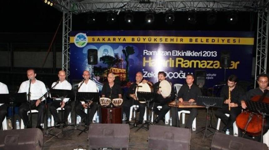 Kent Meydanında T&uuml;rk Sanat M&uuml;ziği Ezgileri