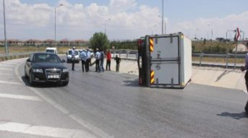 Afyonkarahisar&rsquo;da Trafik Kazası: 1 Yaralı
