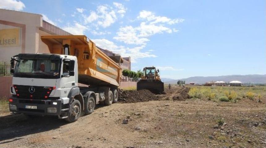 Aziziye Belediyesi Yaz Sezonu &Ccedil;alışmalarını S&uuml;rd&uuml;r&uuml;yor