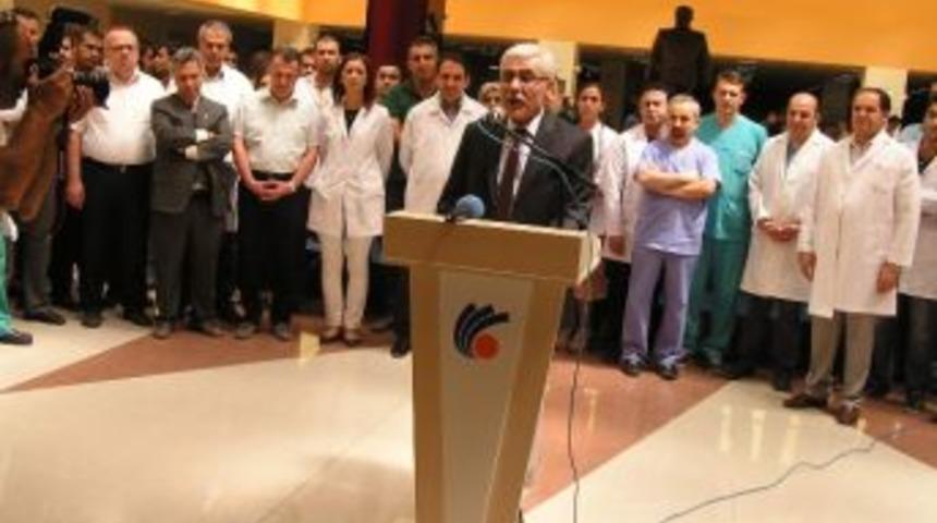 Sağlık &Ccedil;alışanlarına Saldırıya Basın A&ccedil;ıklamalı Protesto