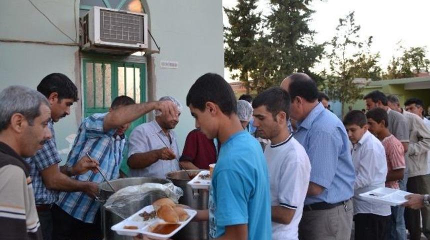 Kaymakamlık İftar Sofrası Karacurun&rsquo;da