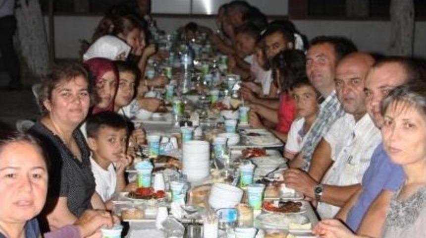 Sarıg&ouml;l Devlet Hastanesi&rsquo;nde İftar Buluşması