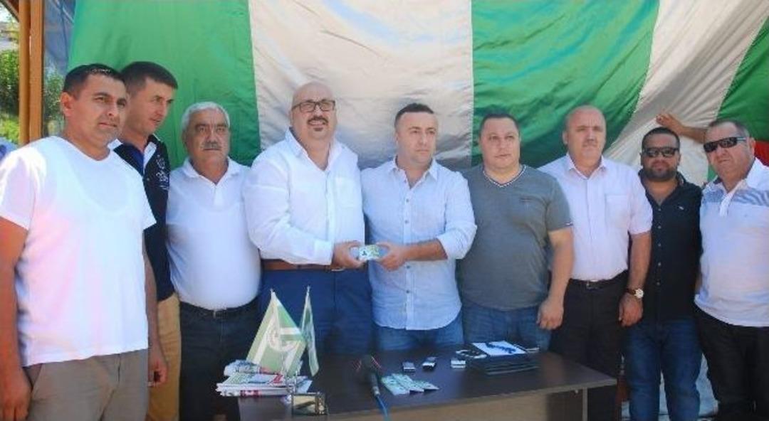 Dolmuş&ccedil;ulardan Giresunspor&rsquo;a Kombine Desteği.