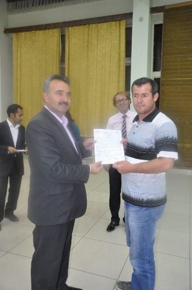 G&ouml;rme Engelliler Sertifikalarını Aldılar 1