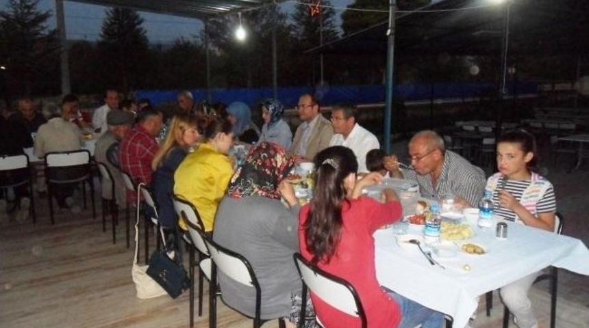 Hisarcık’ta Şehit Ve Gazi Ailelerine İftar