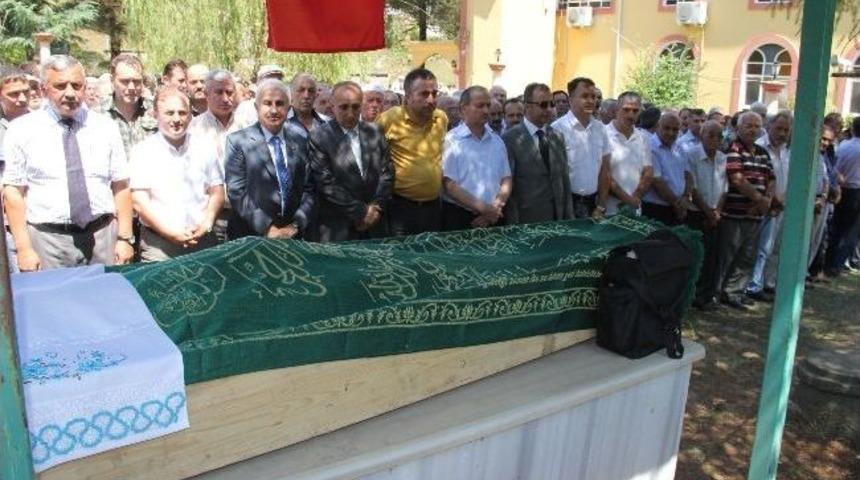 Giresun G&ouml;n&uuml;ll&uuml;s&uuml; Işık Son Yolculuğuna Uğurlandı