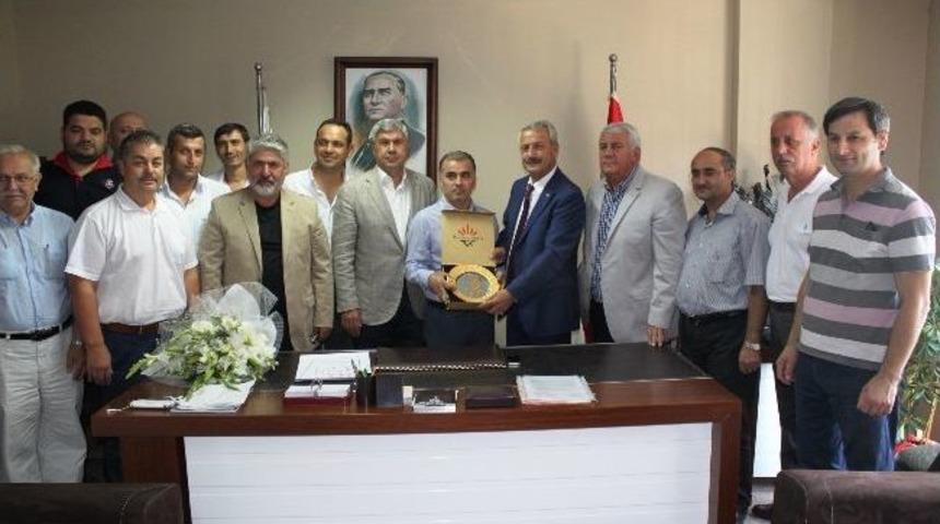 İzmir'in Mobilya &Uuml;ss&uuml; Olması İ&ccedil;in Elele