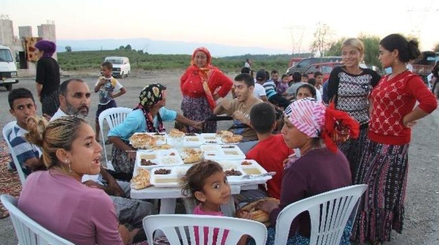 B&ouml;yle Olur Romanların İftarı