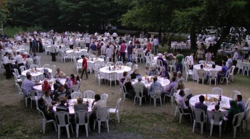 Ak&ccedil;akoca Akkaya K&ouml;y&uuml; Koruluğunda G&ouml;rkemli İftar