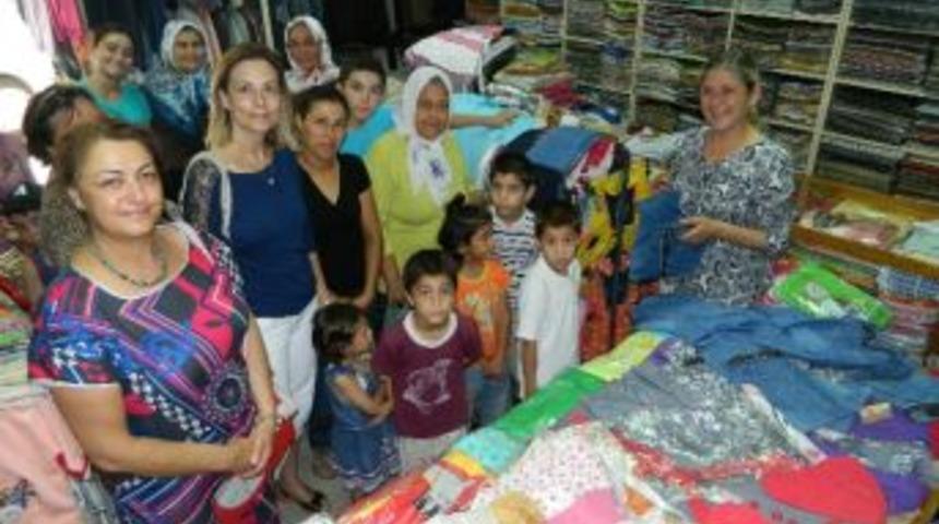 Chp&rsquo;yi Kadınlardan &Ccedil;ocuklara Bayramlık