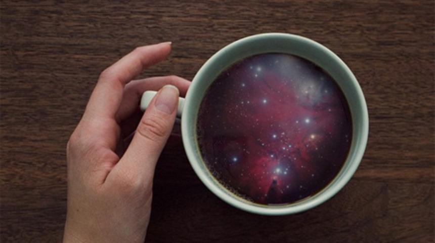 T&uuml;m evreni bir fincana sığdırıyor!