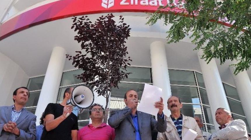 Chp&rsquo;den Ziraat Bankası &Ouml;n&uuml;nde &ldquo;tc&rdquo; Eylemi