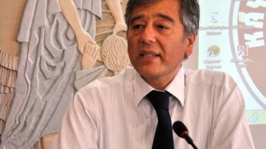 Gelecekte İlacın Ve Eczacının &Ouml;nemi Artacak