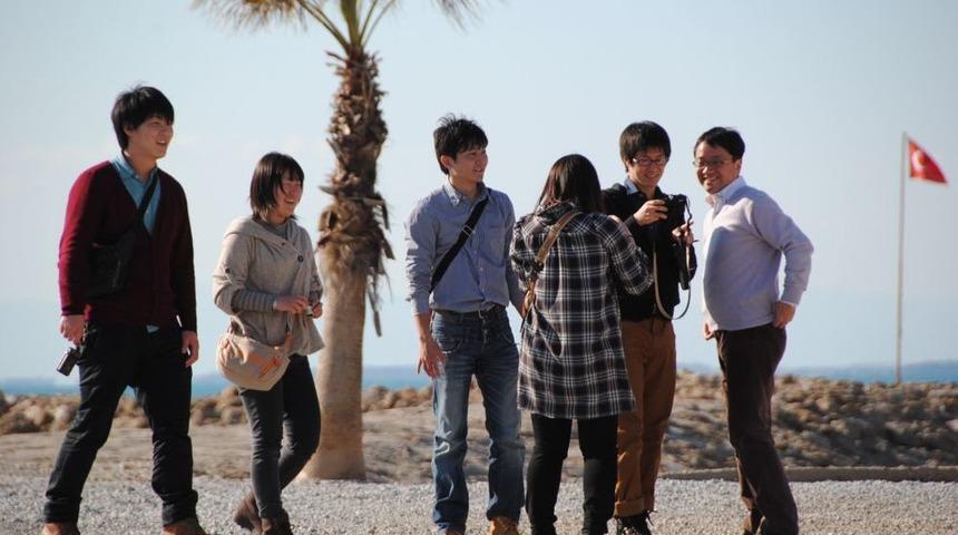 Japon Turistler K&uuml;lt&uuml;r, Tarih Ve Arkeoloji Turizmi I&ccedil;in Geliyor