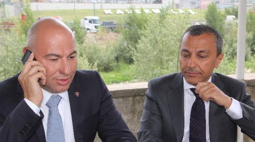 Karab&uuml;kspor Transferde İnce Eleyip Sık Dokuyor