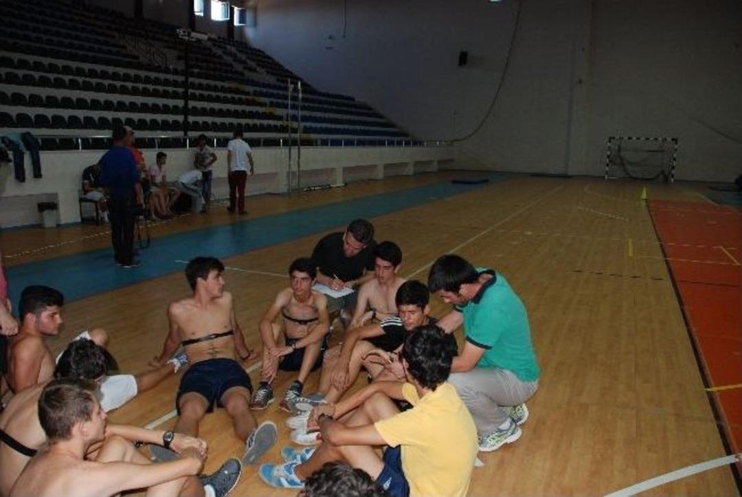 Gen&ccedil; Efelere Laktak Testi Uygulandı