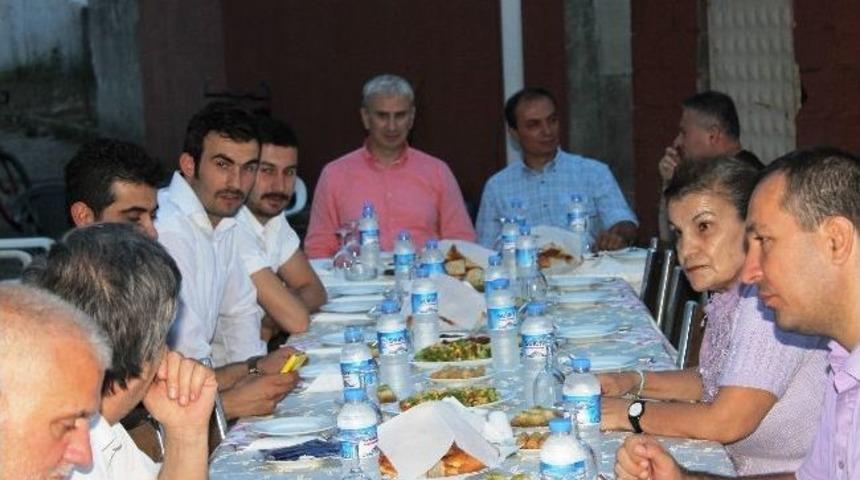 Kuyder İftar D&uuml;zenledi