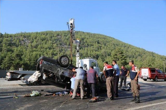 Milas&rsquo;ta trafik kazası: 1 &ouml;l&uuml;, 5 yaralı 1
