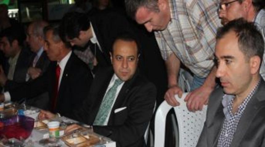 Bağış: D&uuml;nyaya Yardım G&ouml;t&uuml;ren 4. &Uuml;lkeyiz