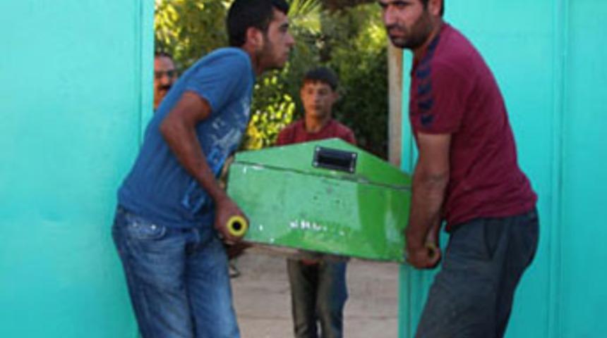 Yeni taşındığı evde intihar etti