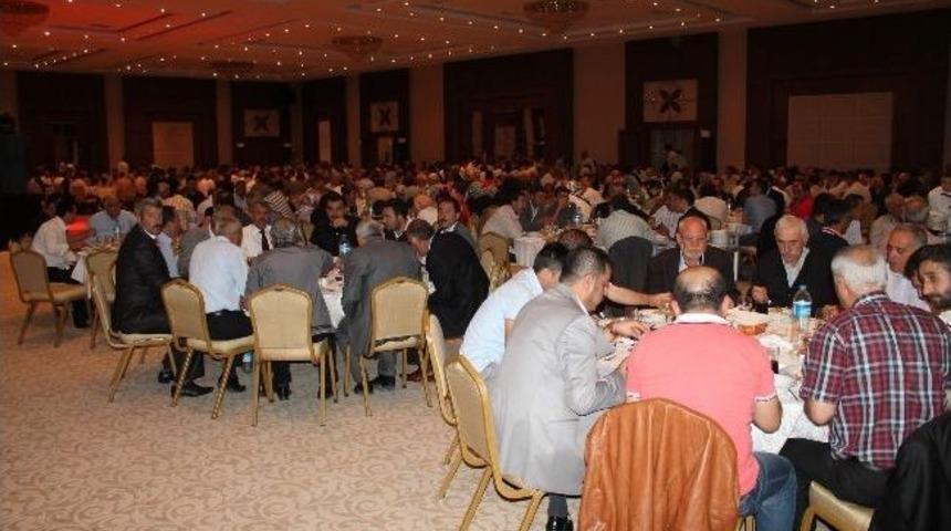 Mhp&rsquo;liler Parti Teşkilatınca D&uuml;zenlenen İftarda Buluştu