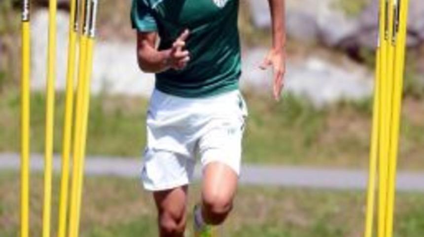 Avrupa Takımlarının G&ouml;zdesi Enes &Uuml;nal Tarihe Ge&ccedil;ti