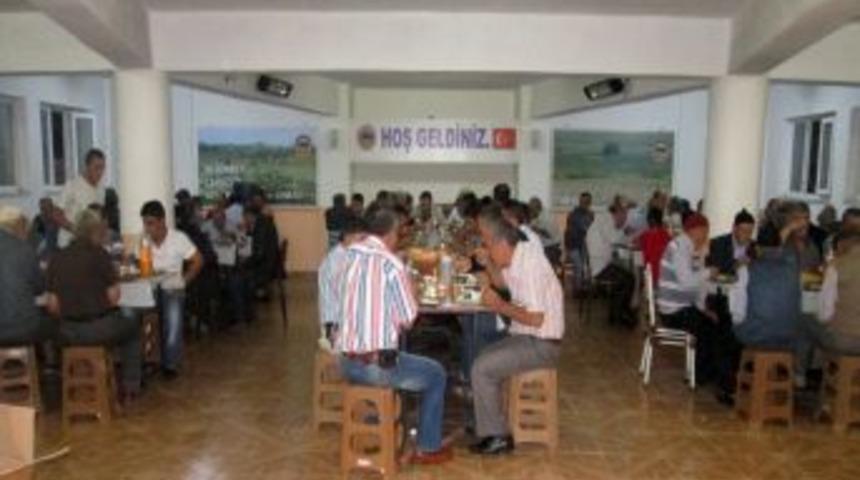 İmece Usul&uuml; Iftarla Konuklarını Ağırlıyorlar