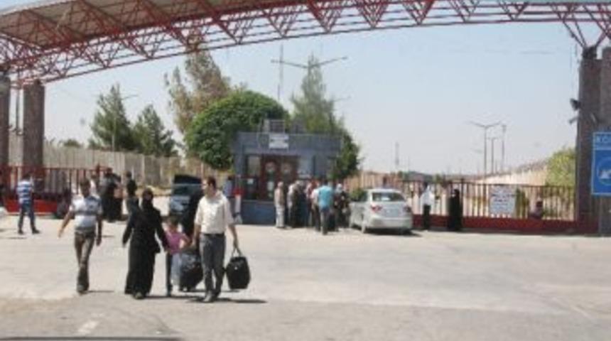 Temmuz Ayında &Ouml;nc&uuml;pınar'dan 88 Bin 675 Suriyeli Giriş-&ccedil;ıkış Yaptı