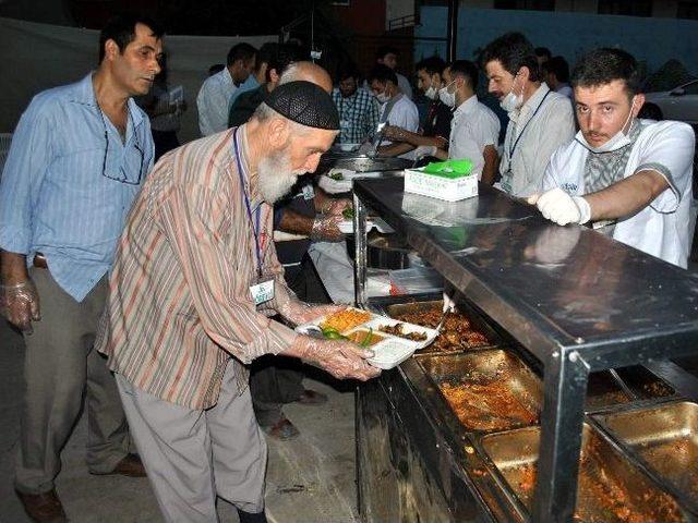 Beşir Derneği Hayırseverlerle İhtiya&ccedil; Sahiplerini Buluşturdu 1
