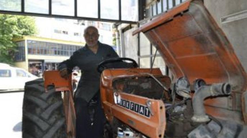 50 yıldır trakt&ouml;r tamirciliği yapıyor