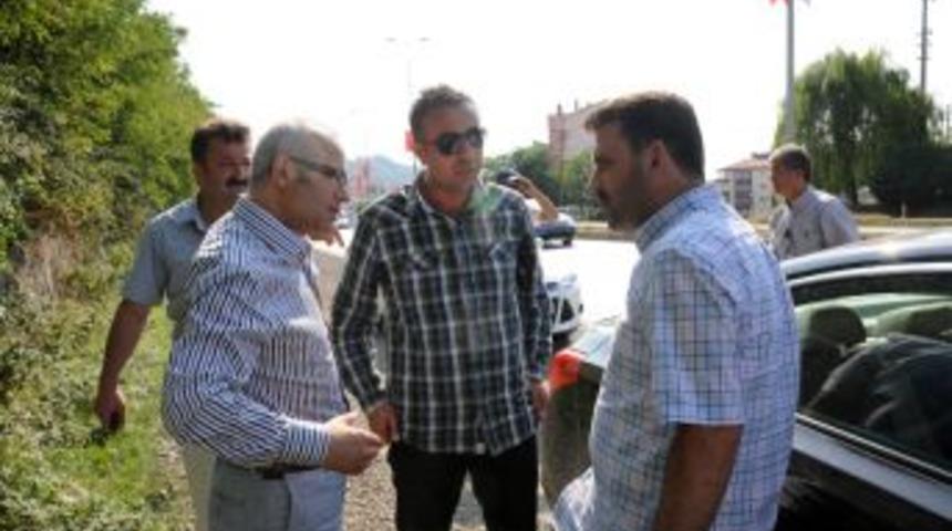 G&uuml;l&uuml;&ccedil;-Kepez karayolunda inceleme yaptılar