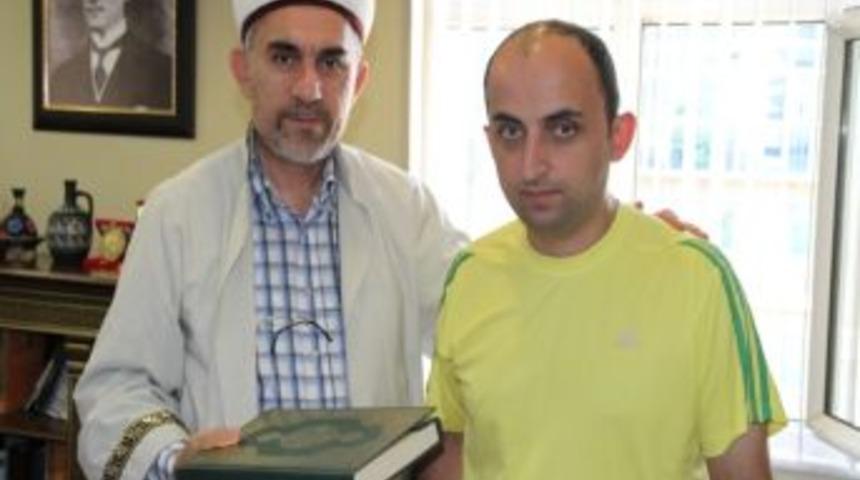 Ramazan&rsquo;dan Etkilenen G&uuml;rc&uuml;, M&uuml;sl&uuml;man Oldu