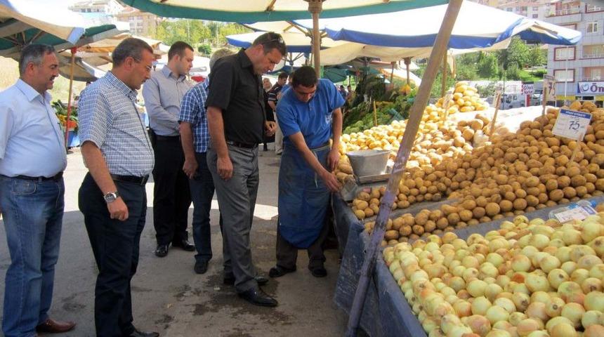 Zabıtadan Mamak Pazarlarına Sıkı Denetim
