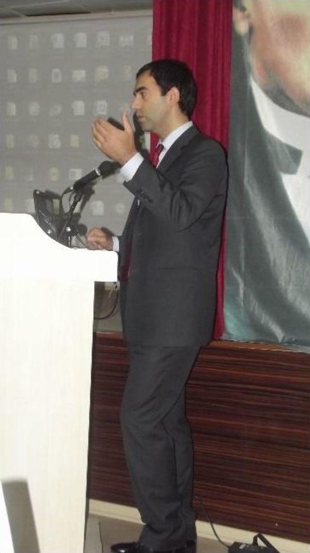 Geleceğe "k&uuml;re"sel Bakış &Ccedil;alıştayı Değerlendirme Toplantısı Yapıldı 1